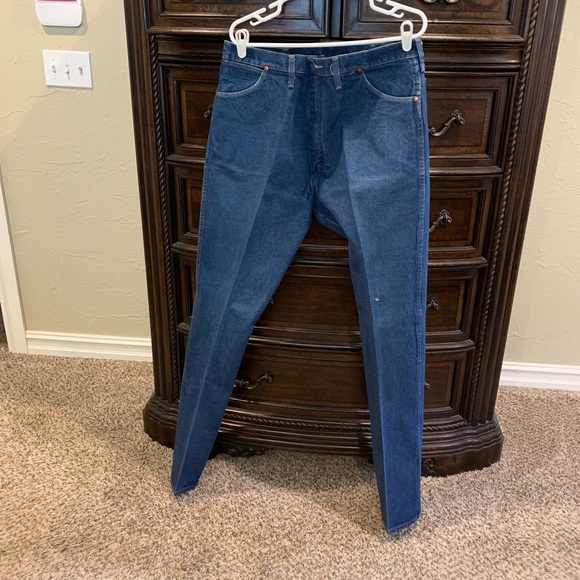 Wrangler Blue Straight Leg Jeans - Picture 2 of 4